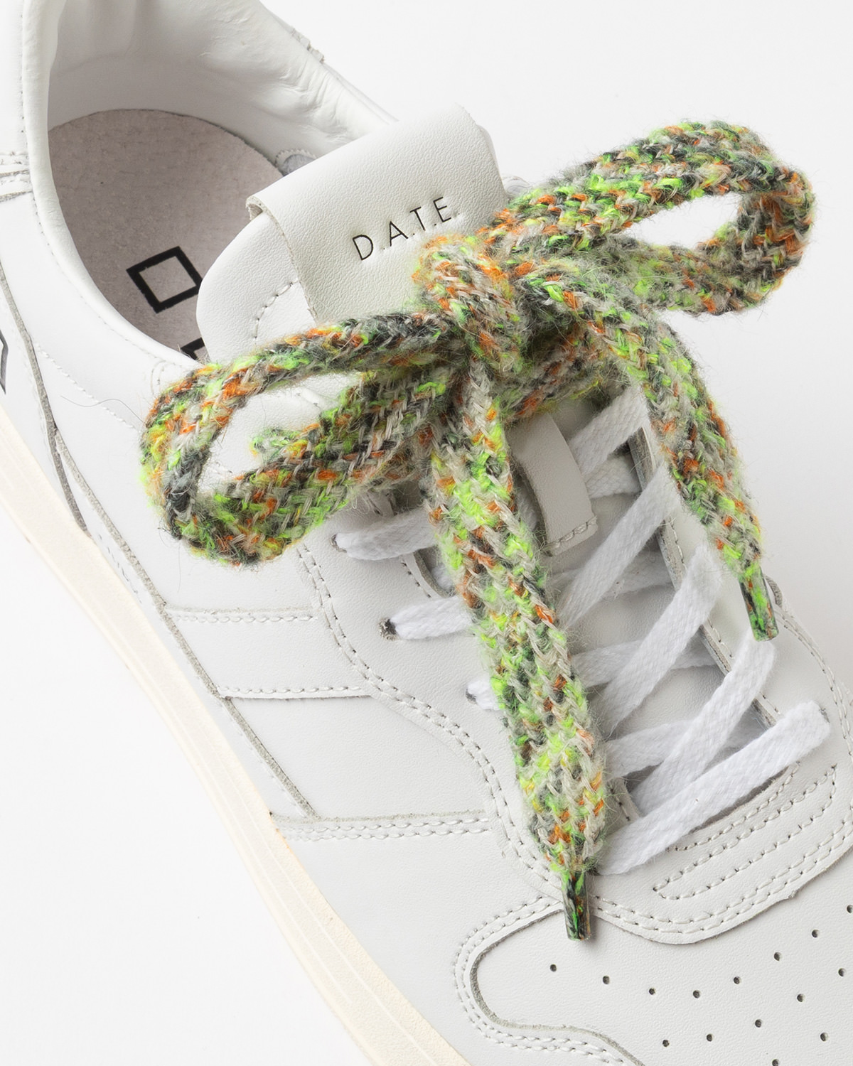 D.A.T.E.: LACE LAINE MULTI VERT