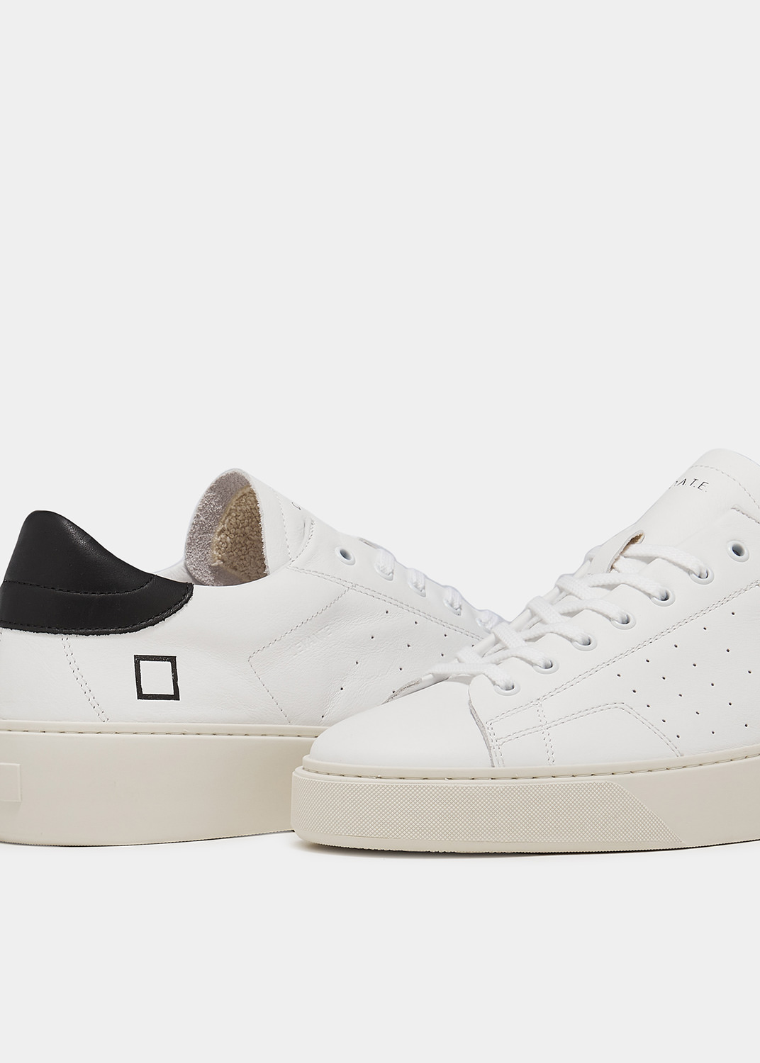 D.A.T.E.: LEVANTE CALF WHITE-BLACK