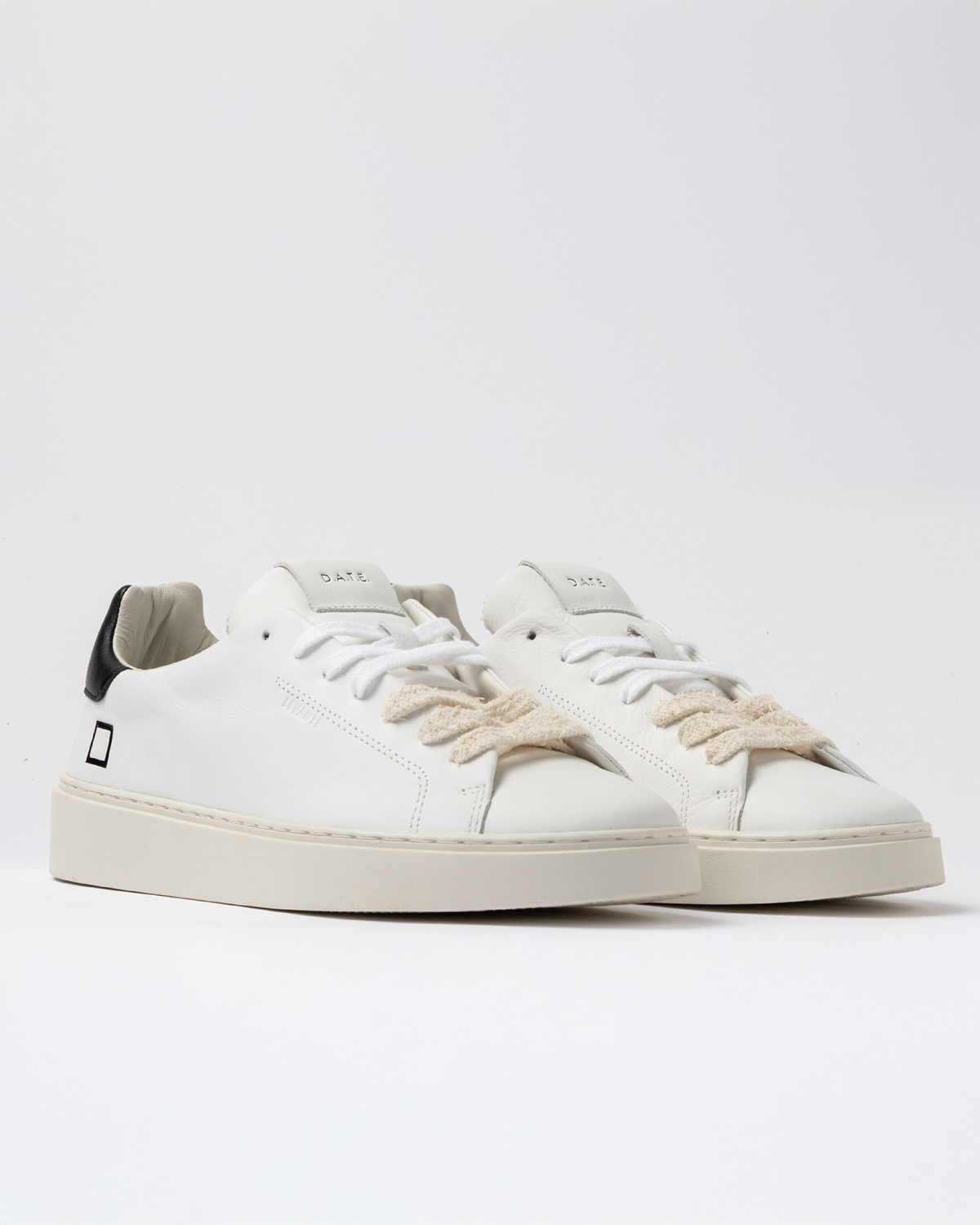 D.A.T.E.: LEVANTE CALF WHITE-BLACK