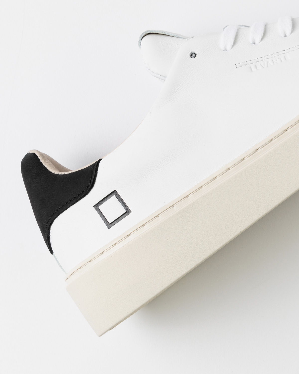 D.A.T.E.: LEVANTE CALF WHITE-BLACK
