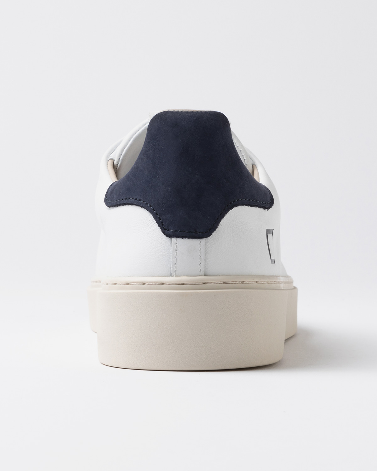 D.A.T.E.: LEVANTE CALF WHITE-BLUE