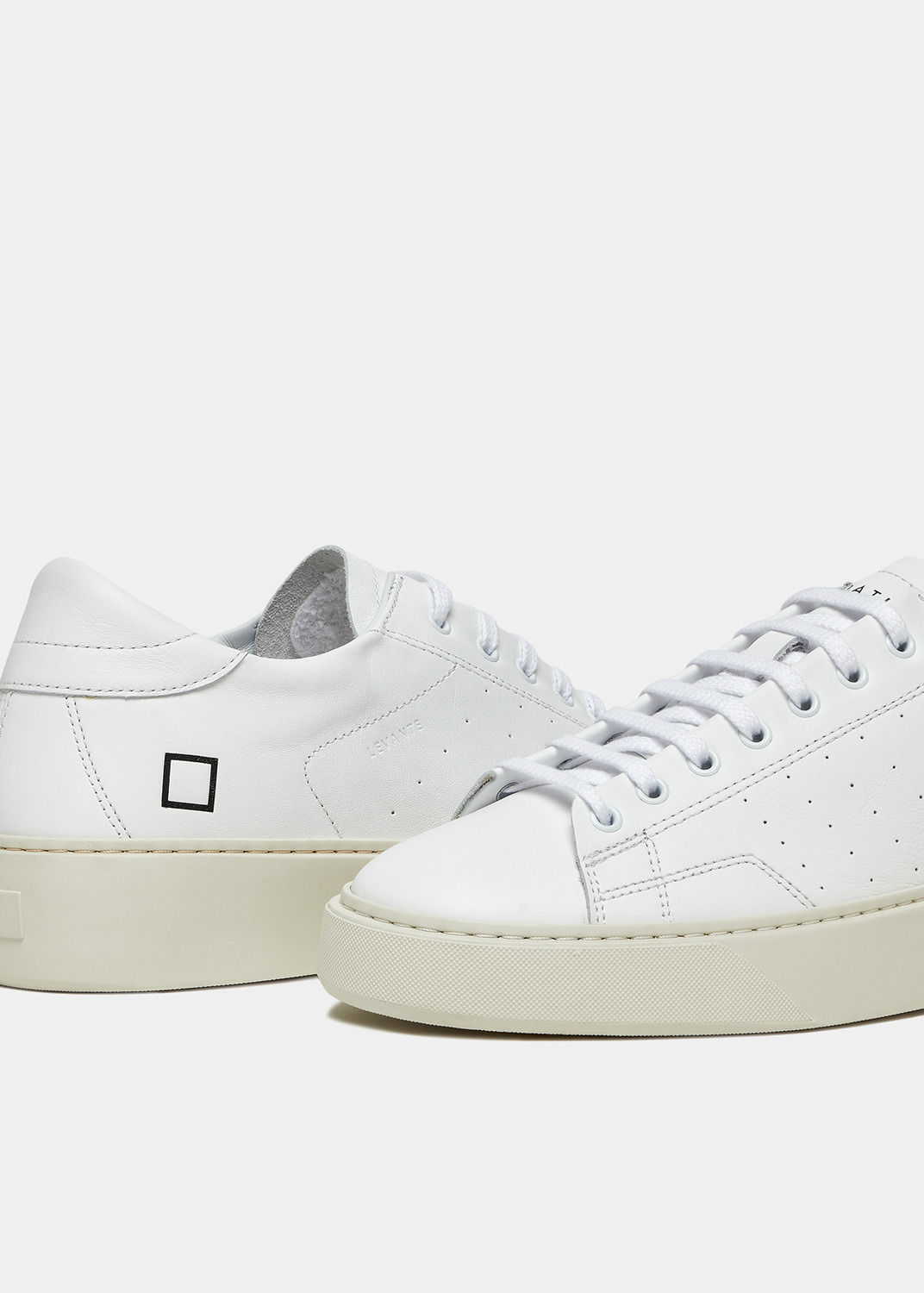 D.A.T.E.: LEVANTE CALF WHITE