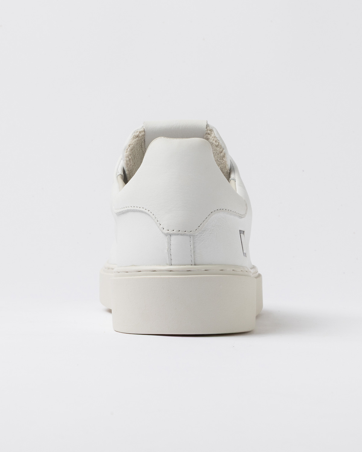 D.A.T.E.: LEVANTE CALF WHITE