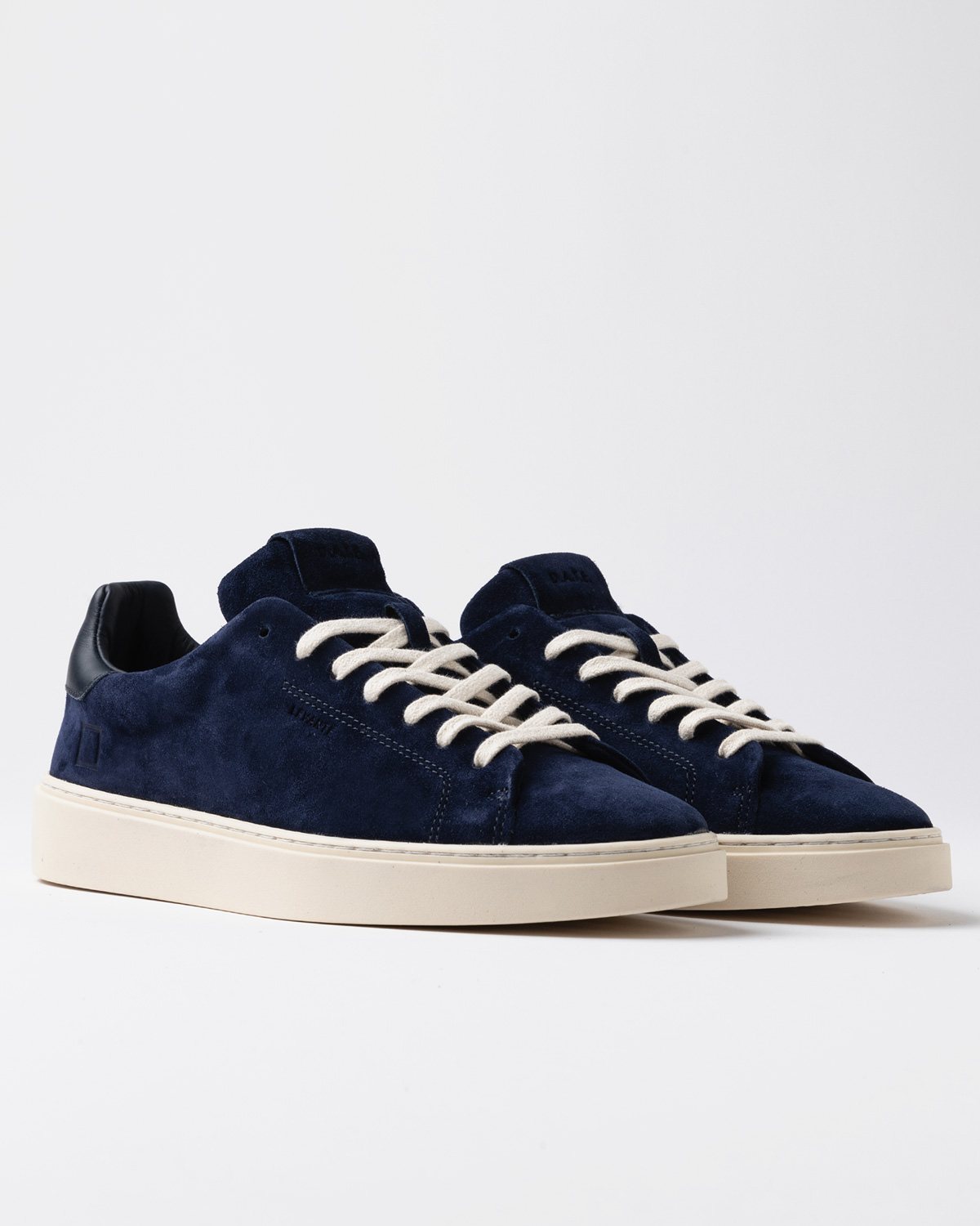 D.A.T.E.: LEVANTE SUEDE BLUE