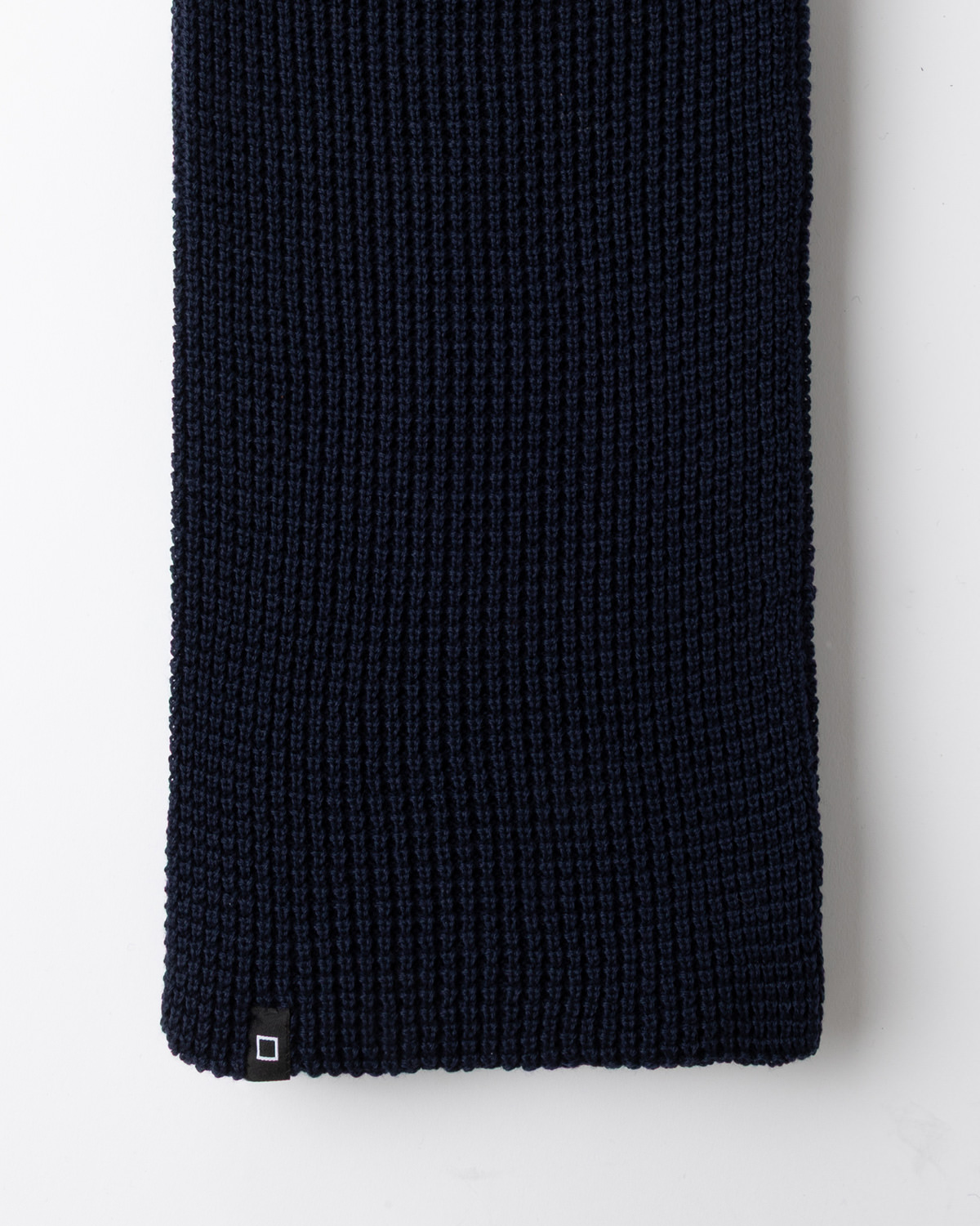 D.A.T.E.: SCARF BASIC BLUE