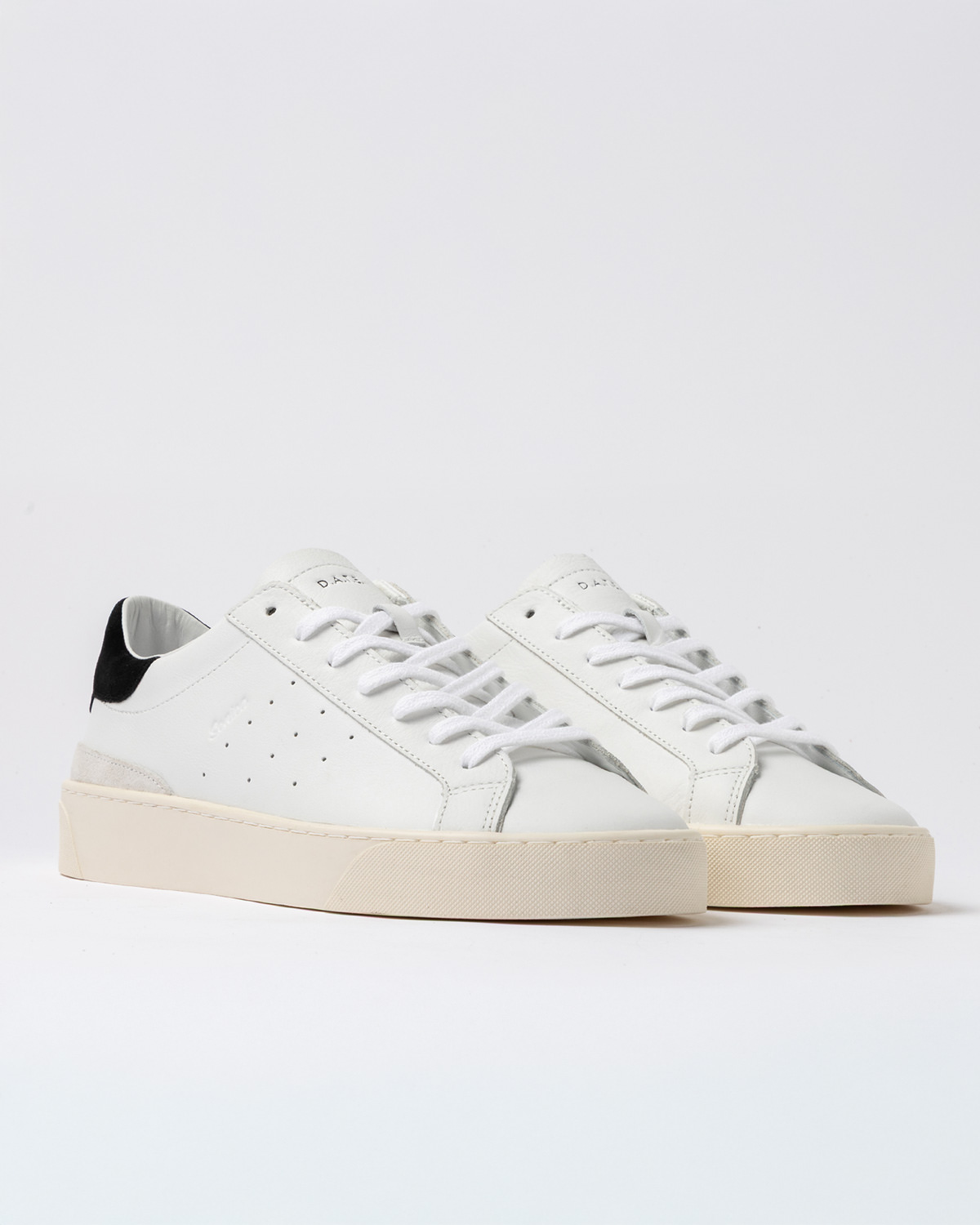 D.A.T.E.: SONICA CALF WHITE-BLACK