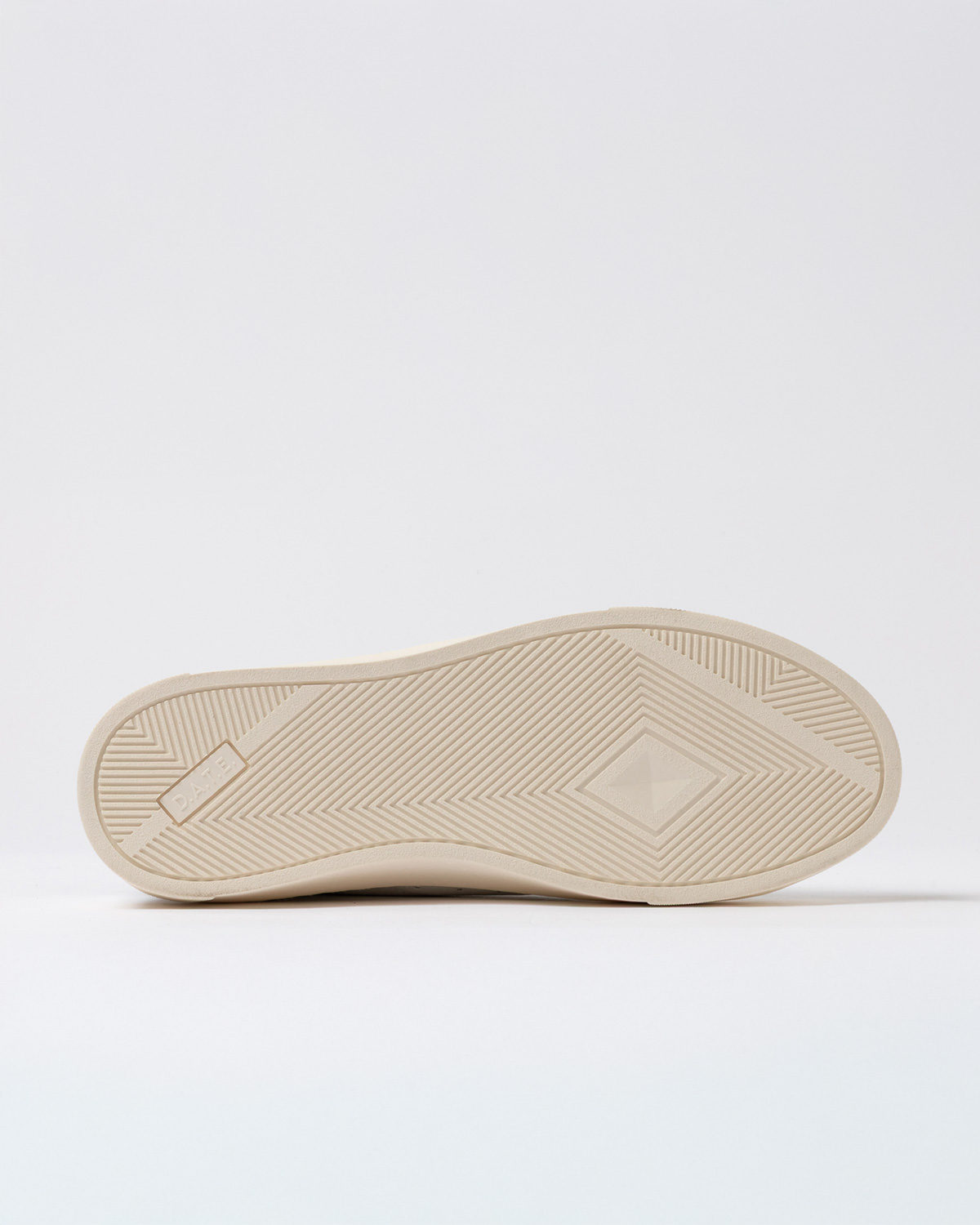 D.A.T.E.: SONICA CALF WHITE-BLACK