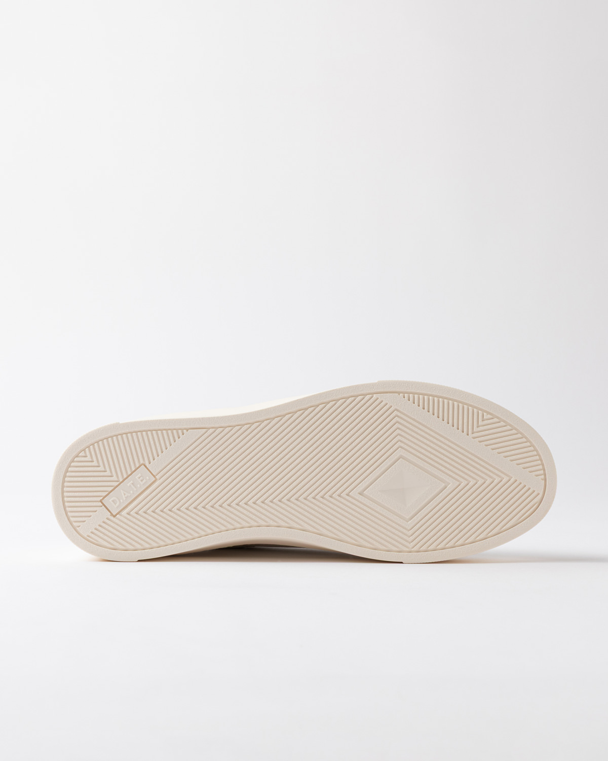 D.A.T.E.: SONICA CALF WHITE