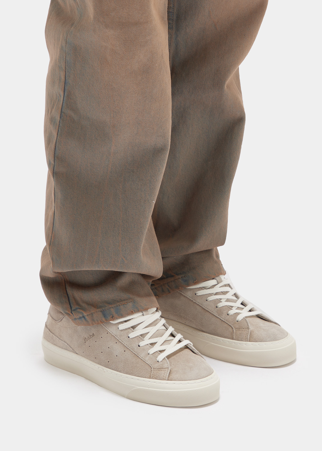 D.A.T.E.: SONICA SUEDE TAUPE