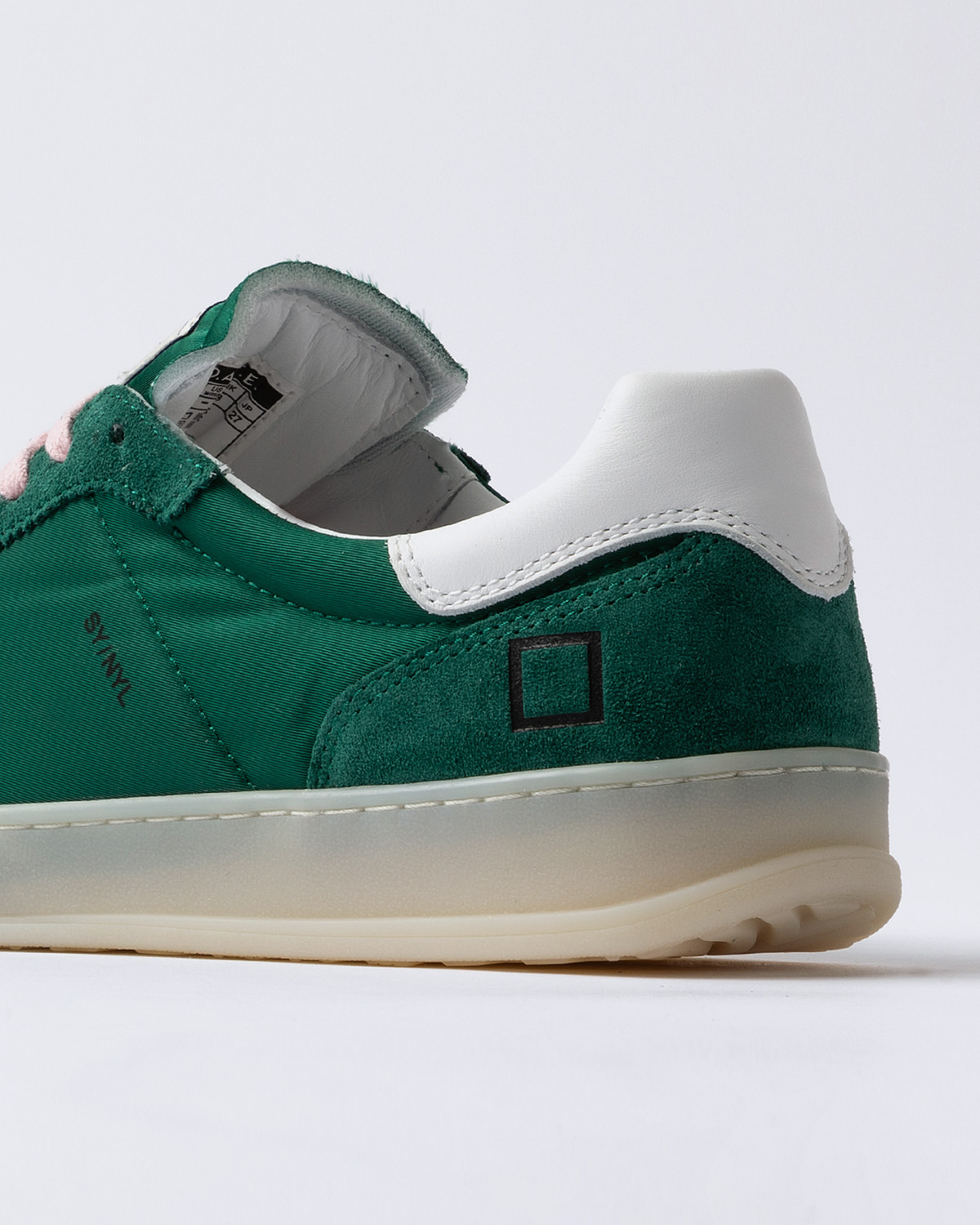 D.A.T.E.: SPORTY NYLON GREEN