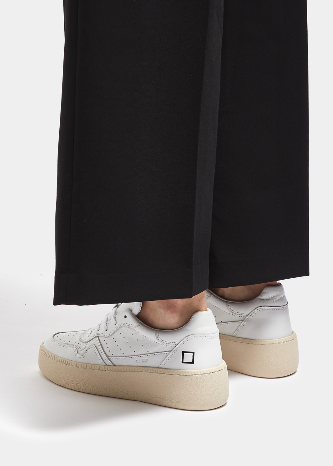 D.A.T.E.: STEP CALF WHITE