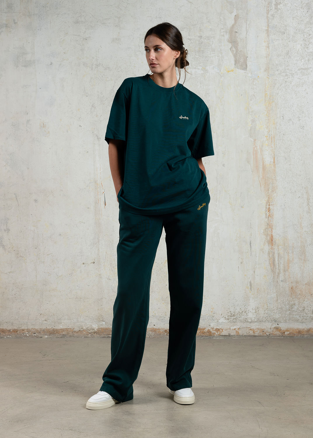 D.A.T.E.: SWEATPANTS SOFT GREEN