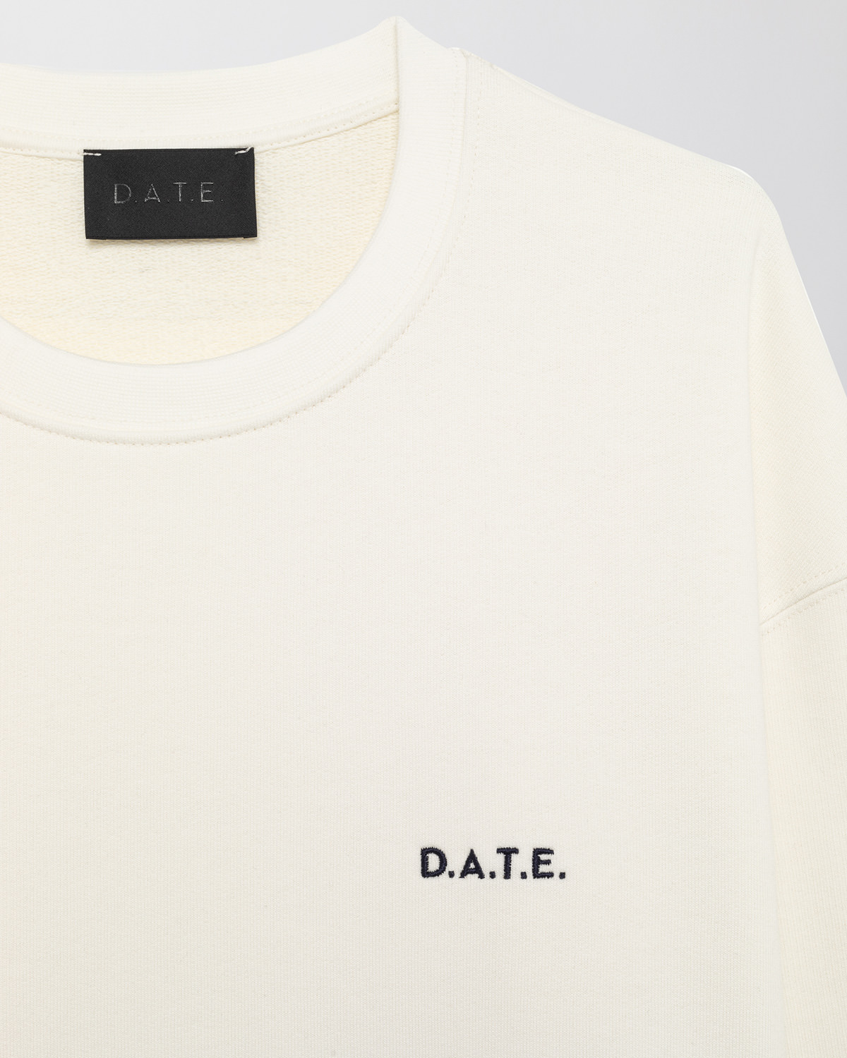 D.A.T.E.: SWEATSHIRT BASIC IVORY