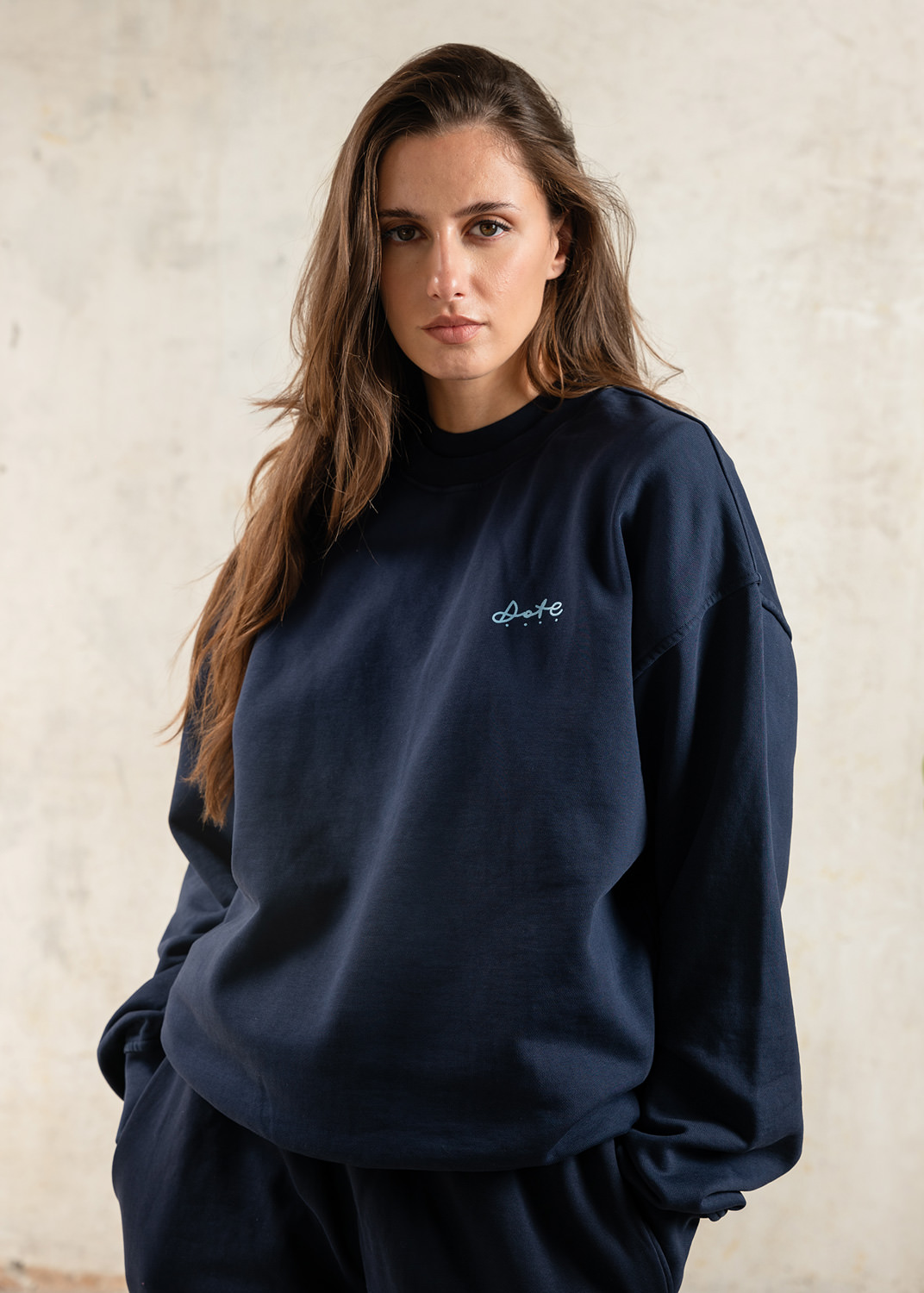 D.A.T.E.: SWEATSHIRT SOFT BLUE