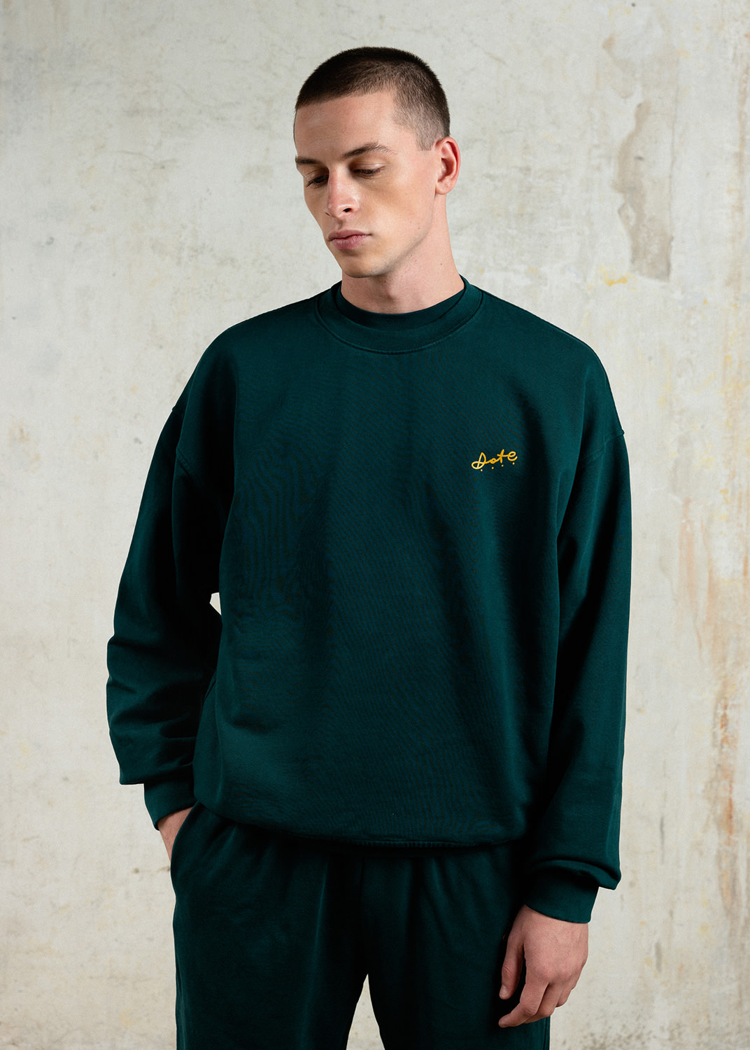 D.A.T.E.: SWEATSHIRT SOFT GREEN