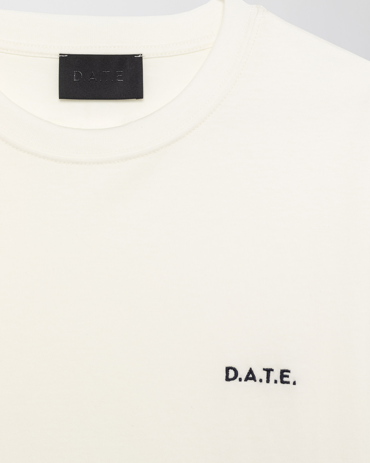D.A.T.E.: T-SHIRT BASIC IVORY