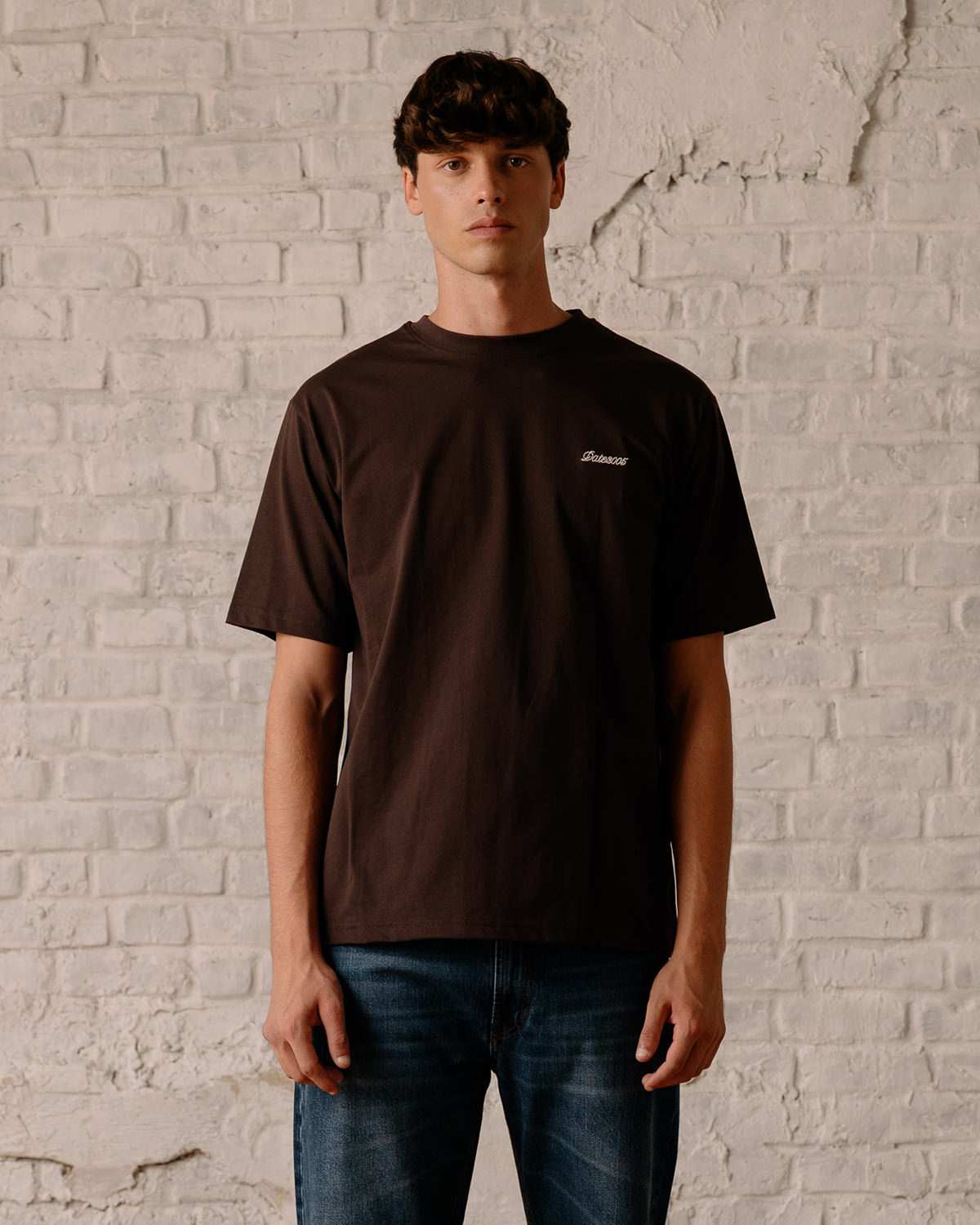 D.A.T.E.: T-SHIRT DATE 2005 BROWN