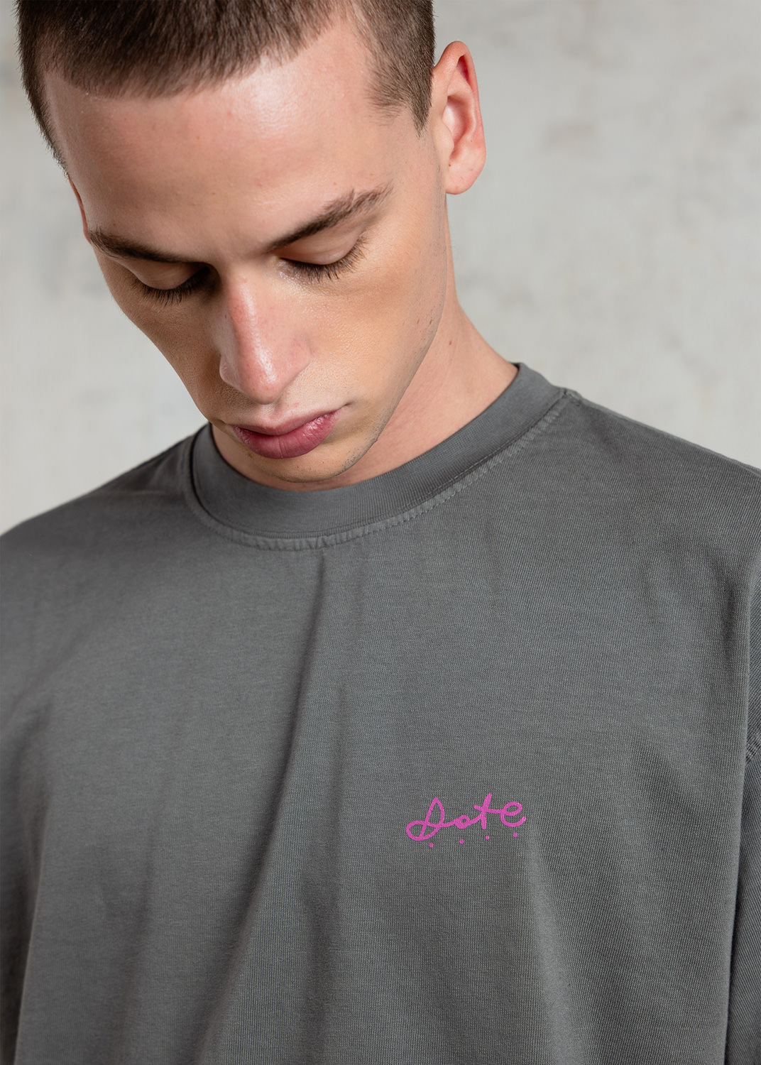 D.A.T.E.: T-SHIRT SOFT GRAY