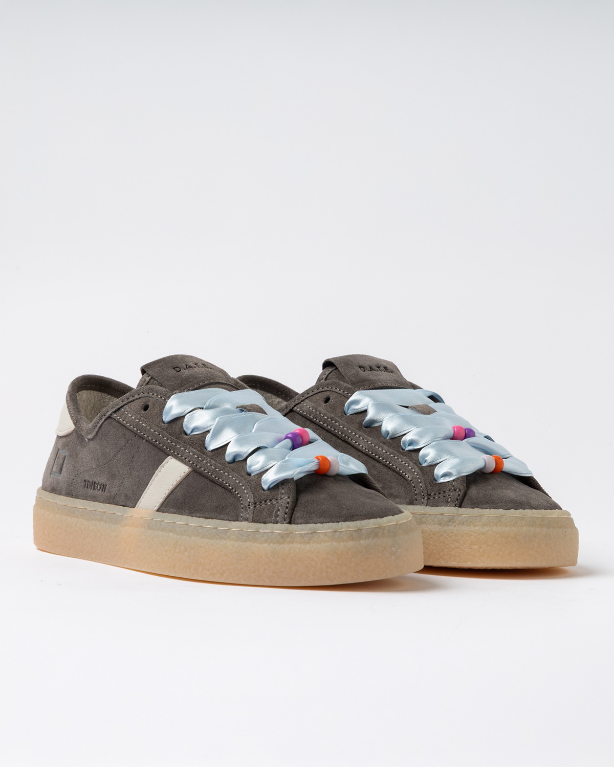 D.A.T.E.: TENDER BOW GREY