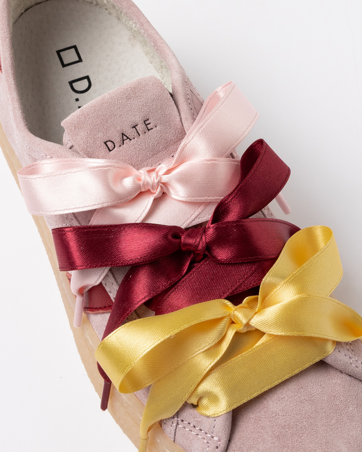 D.A.T.E.: TENDER BOW PINK