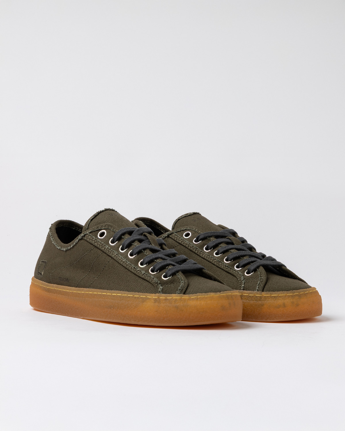 D.A.T.E.: TENDER CANVAS ARMY