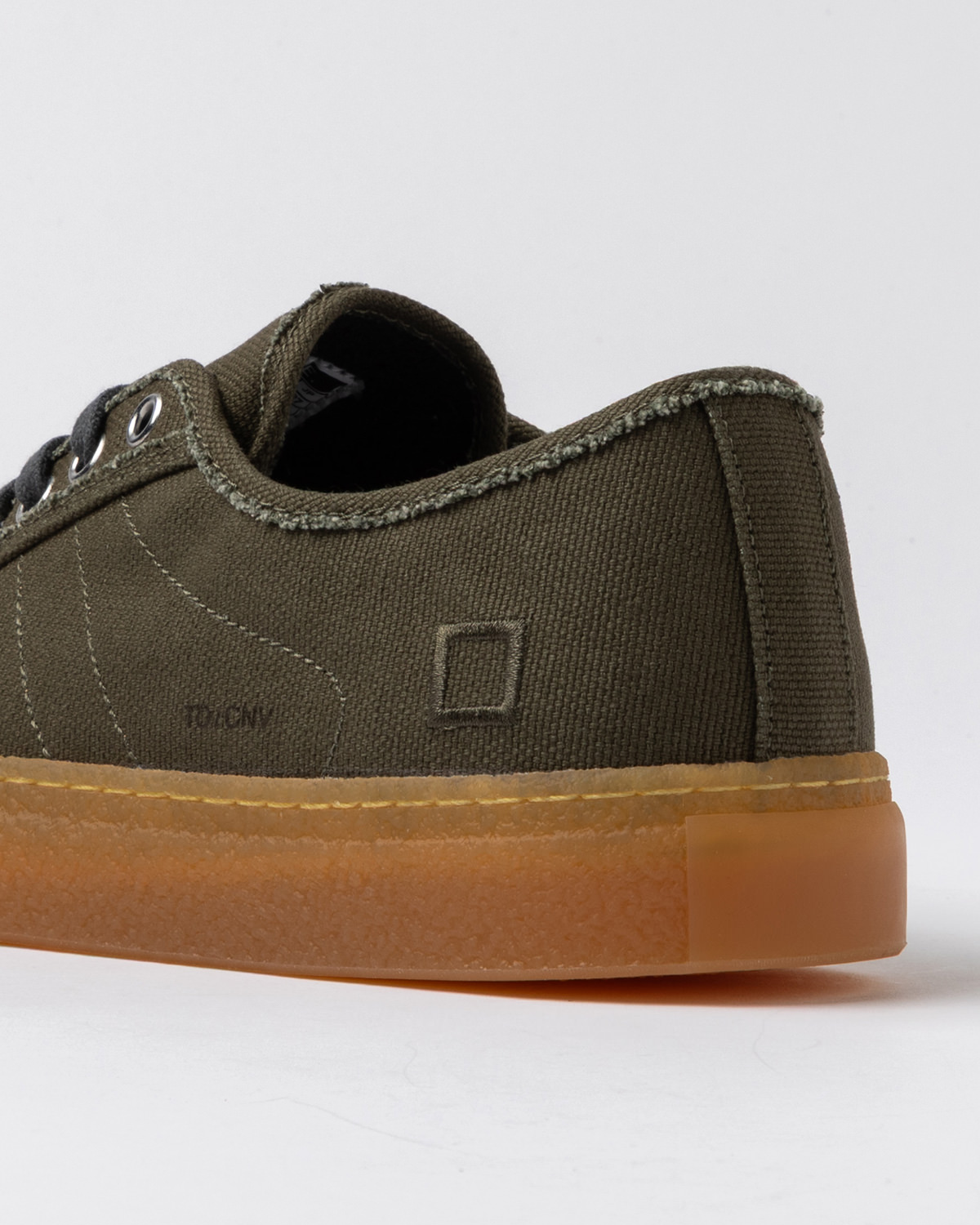 D.A.T.E.: TENDER CANVAS ARMY