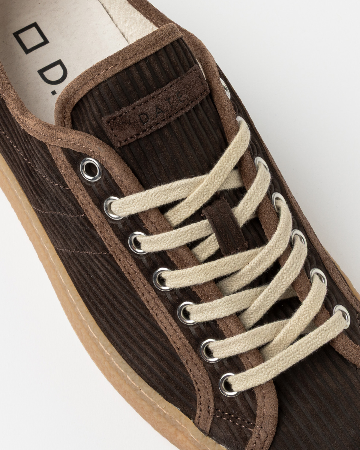 D.A.T.E.: TENDER POP CHOCOLATE