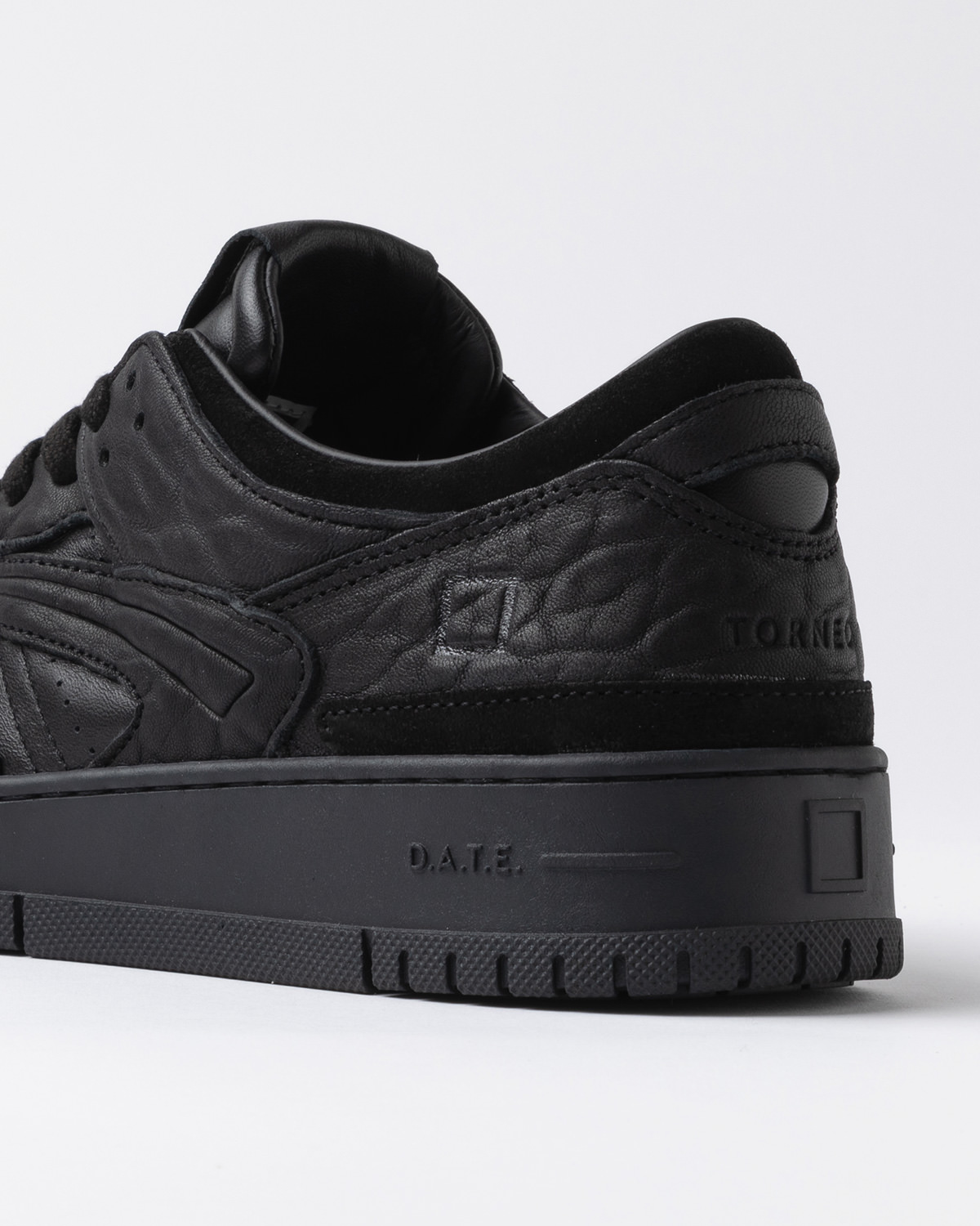 D.A.T.E.: TORNEO NZ BLACK