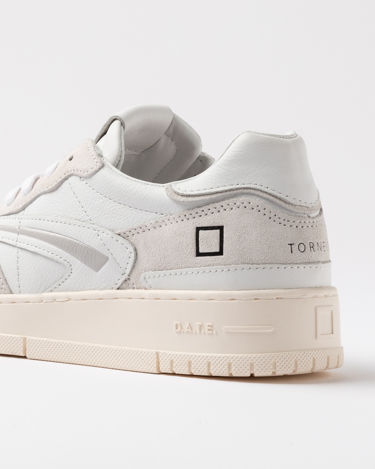 D.A.T.E.: TORNEO PURE BASIC WHITE