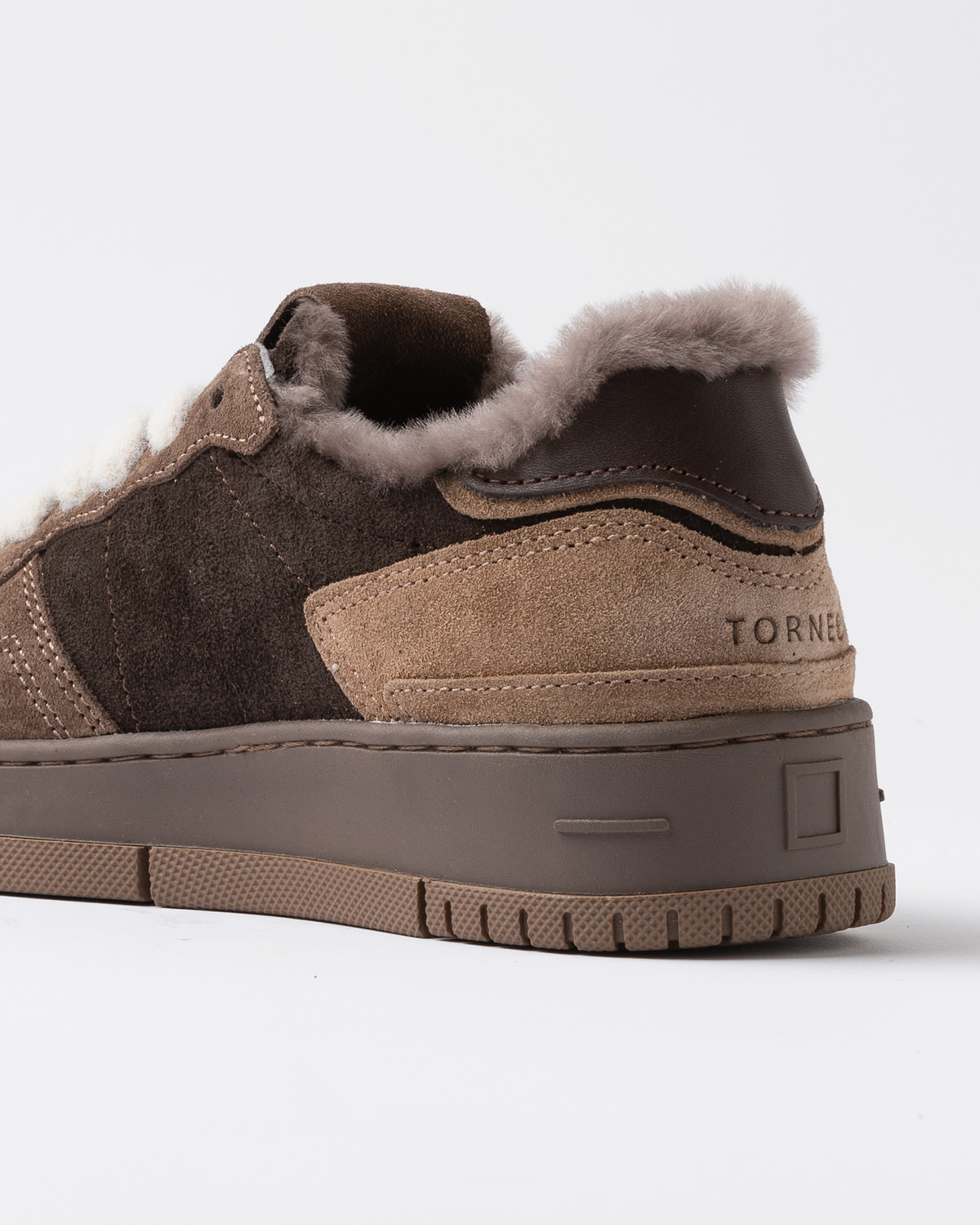 D.A.T.E.: TORNEO PURE FUR MONO CHOCOLATE