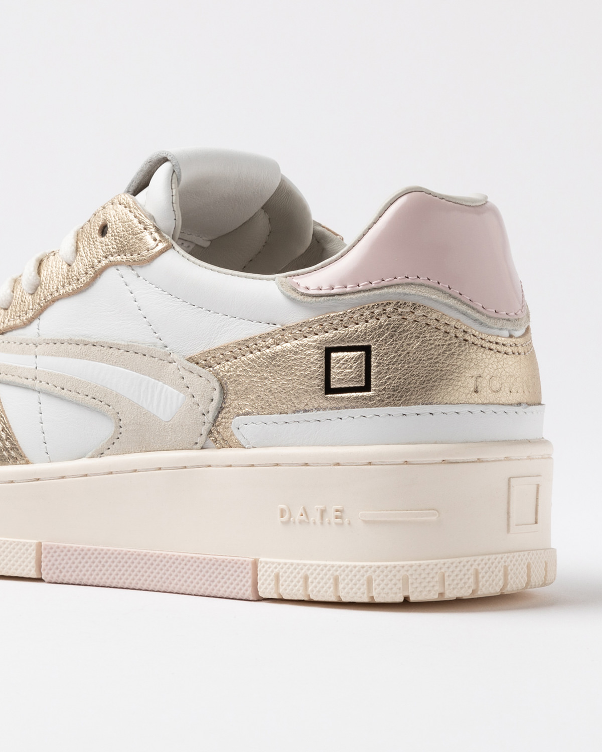 D.A.T.E.: TORNEO PURE LAMINATED WHITE-PLATINUM