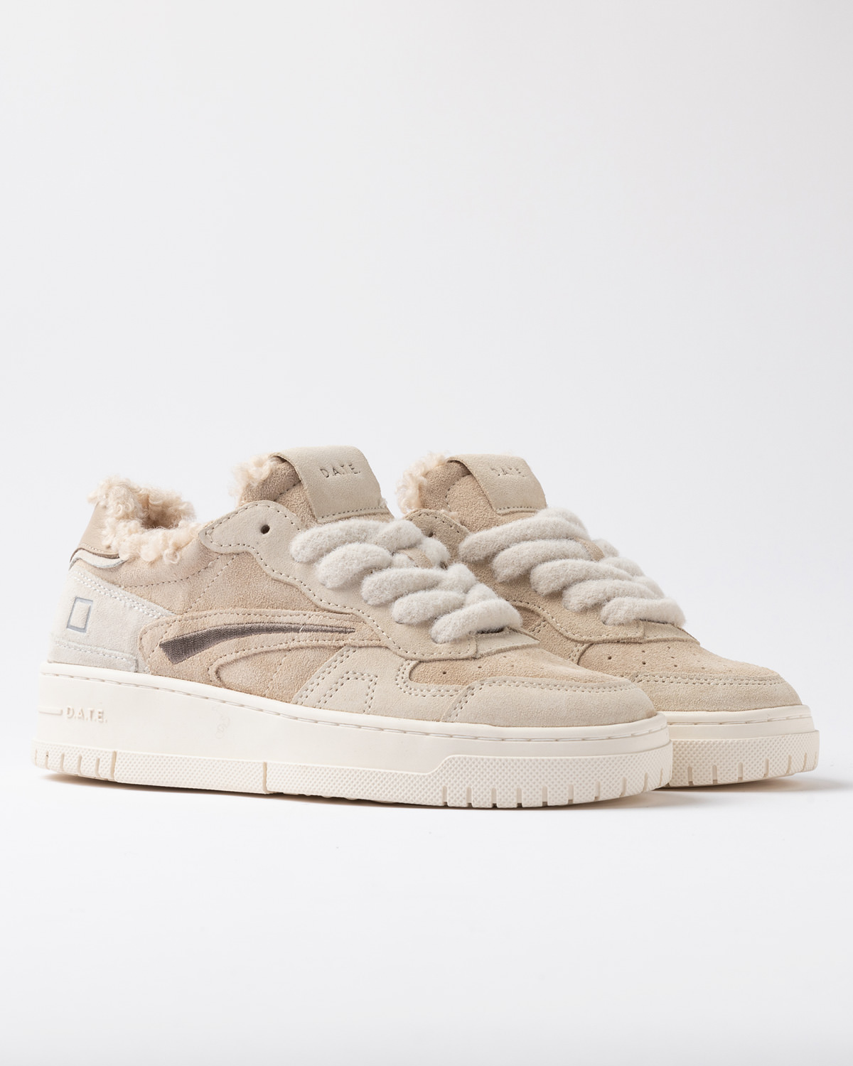 D.A.T.E.: TORNEO PURE MONO BEIGE