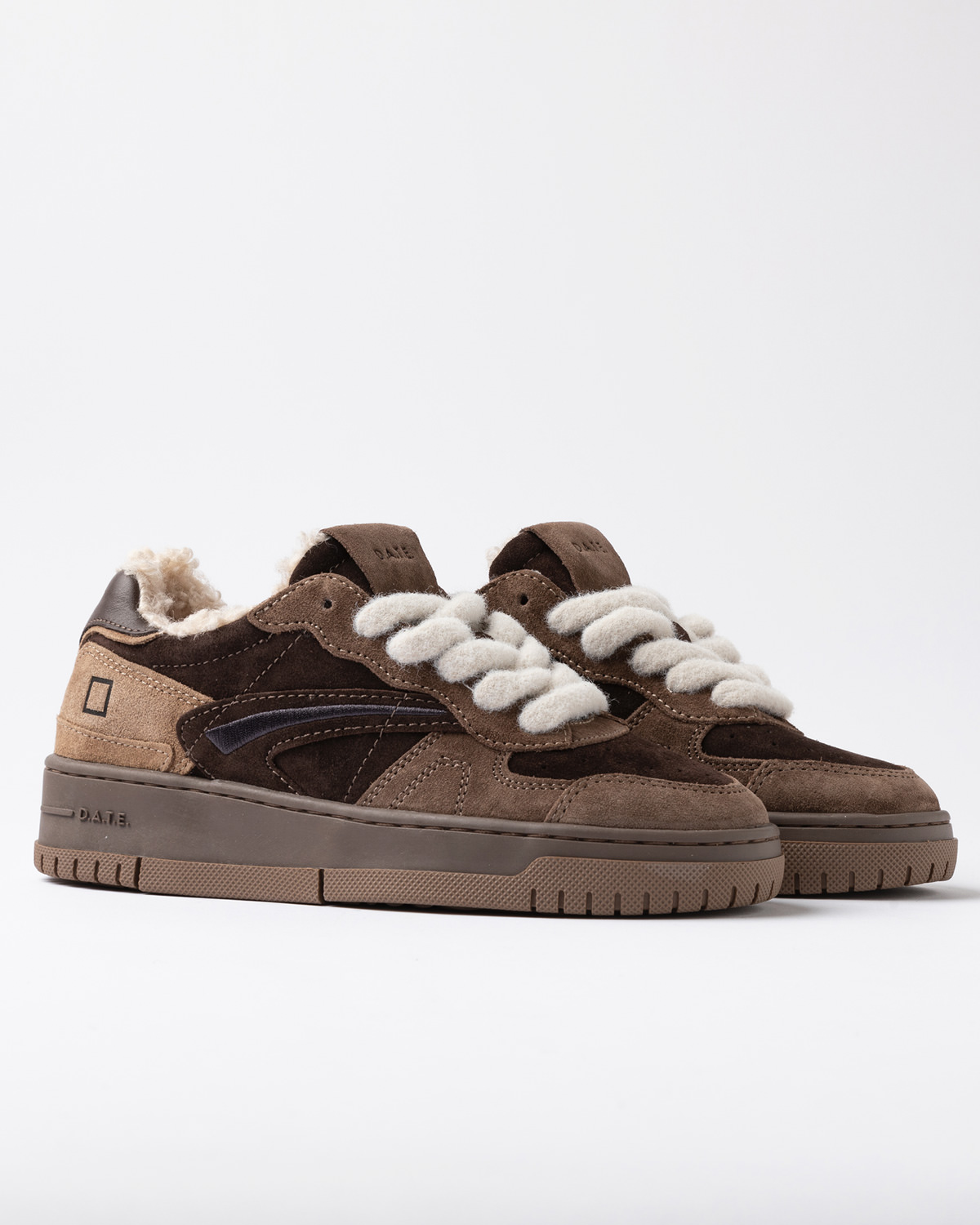 D.A.T.E.: TORNEO PURE MONO CHOCOLATE