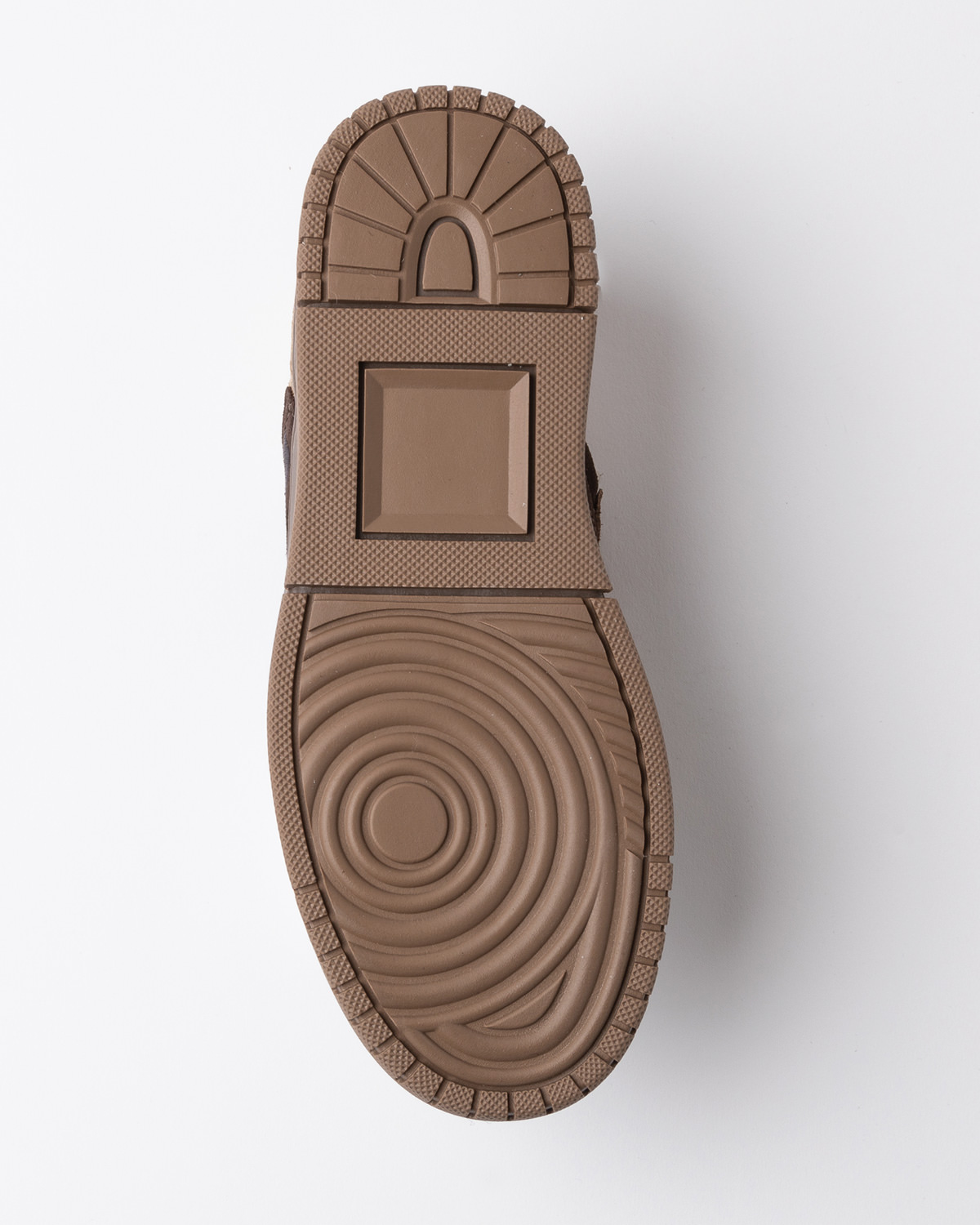 D.A.T.E.: TORNEO PURE MONO CHOCOLATE