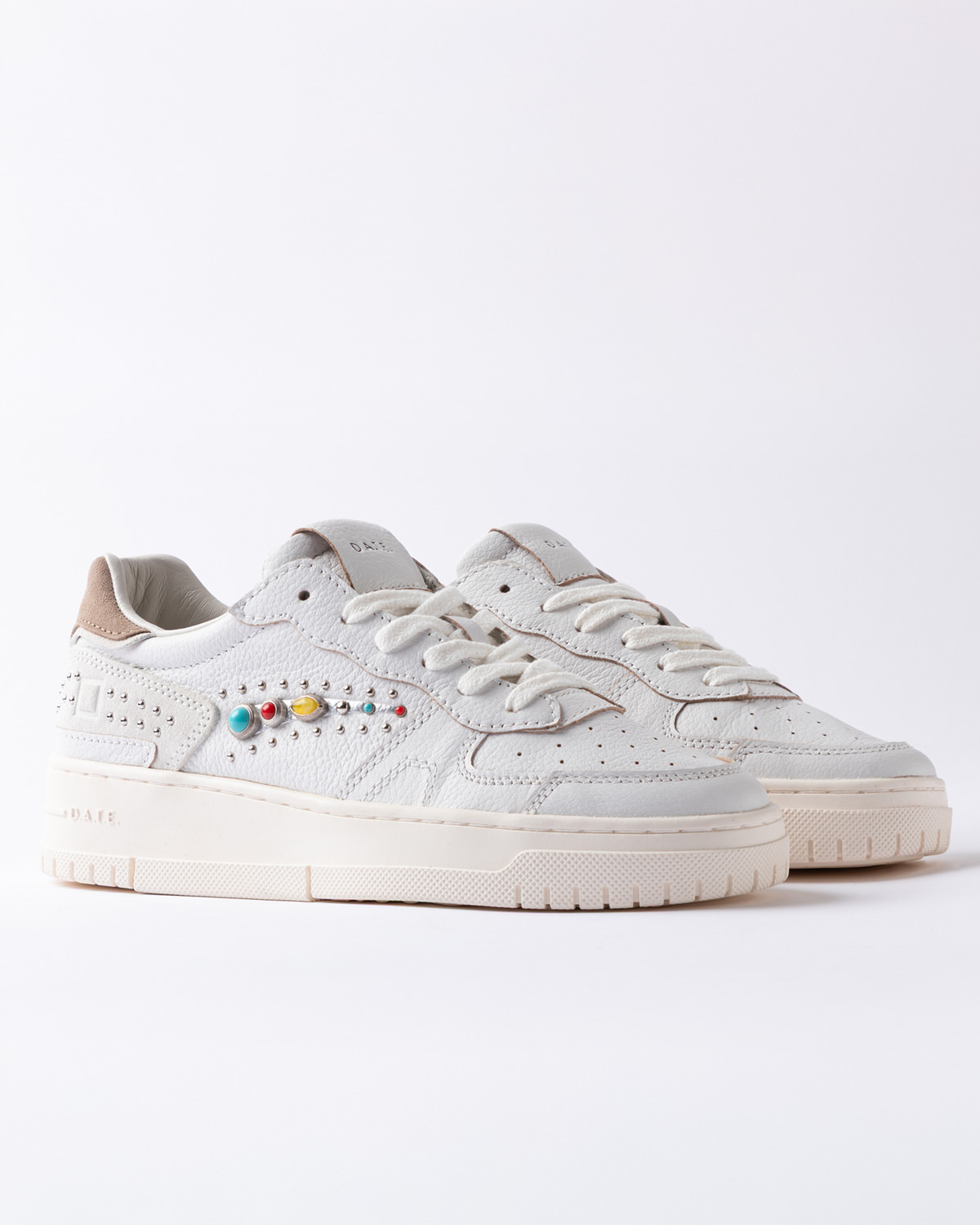 D.A.T.E.: TORNEO PURE STUDS WHITE