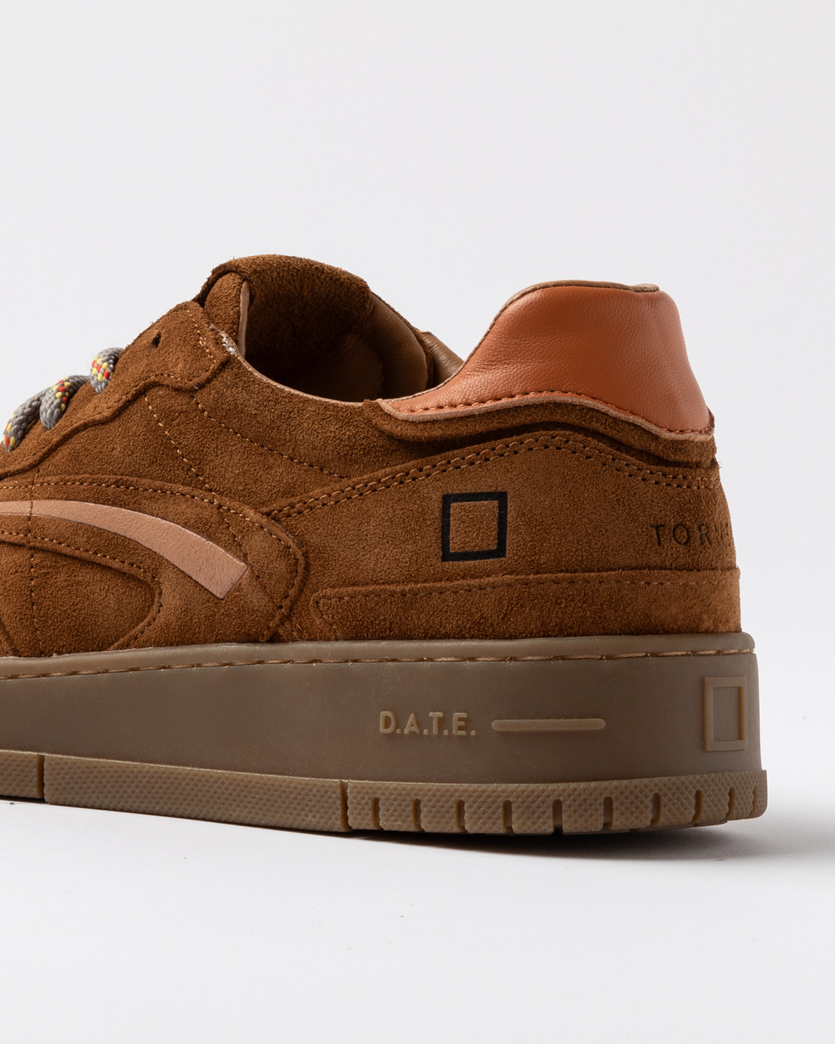 D.A.T.E.: TORNEO PURE SUEDE CUOIO