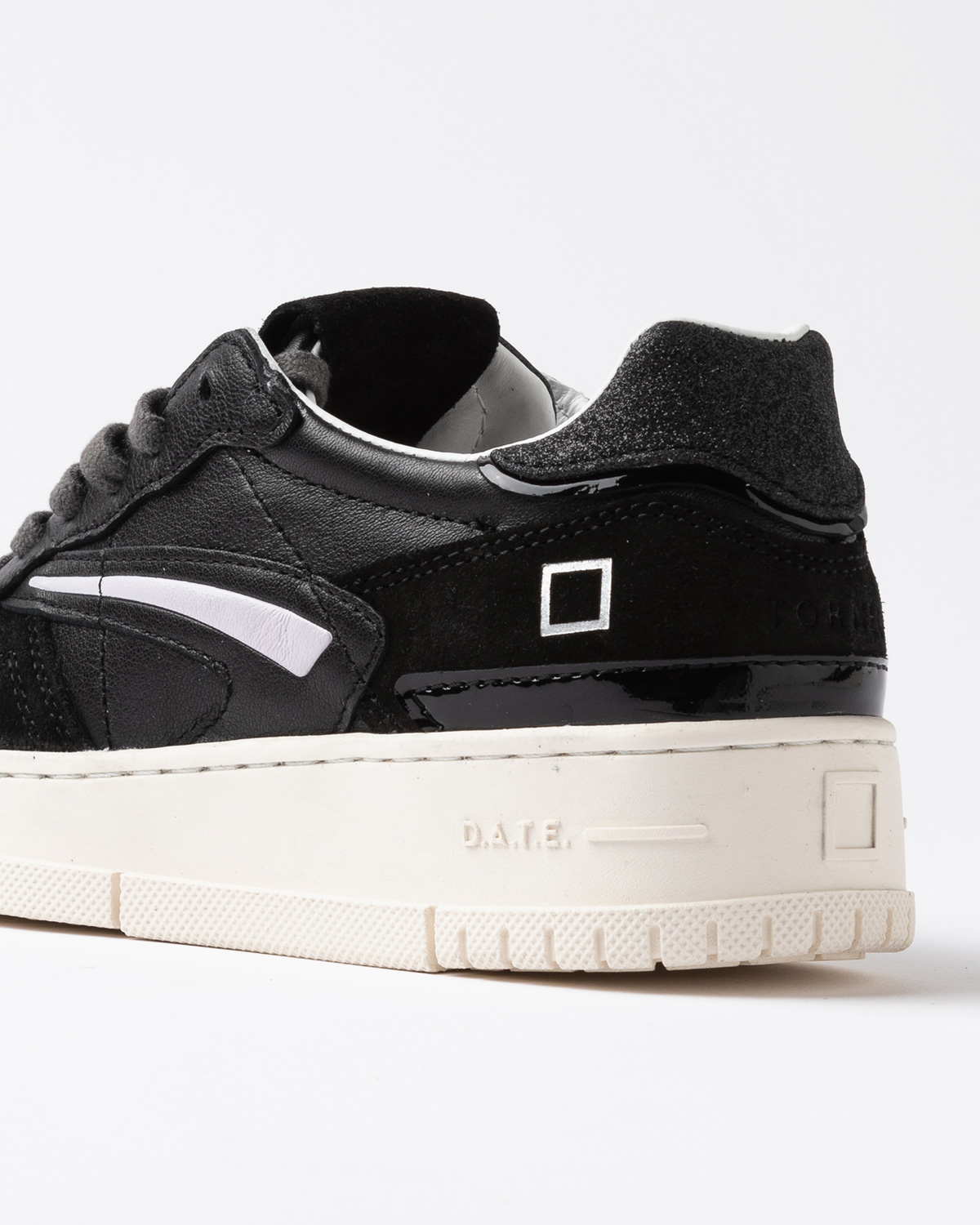 D.A.T.E.: TORNEO PURE VINTAGE CALF BLACK