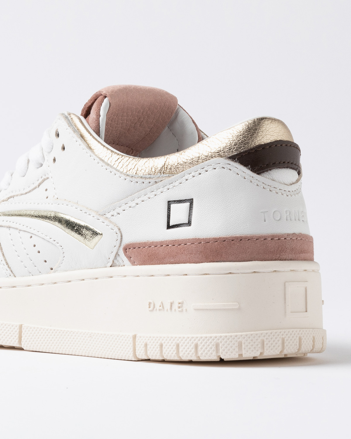 D.A.T.E.: TORNEO SHINY WHITE-PLATINUM