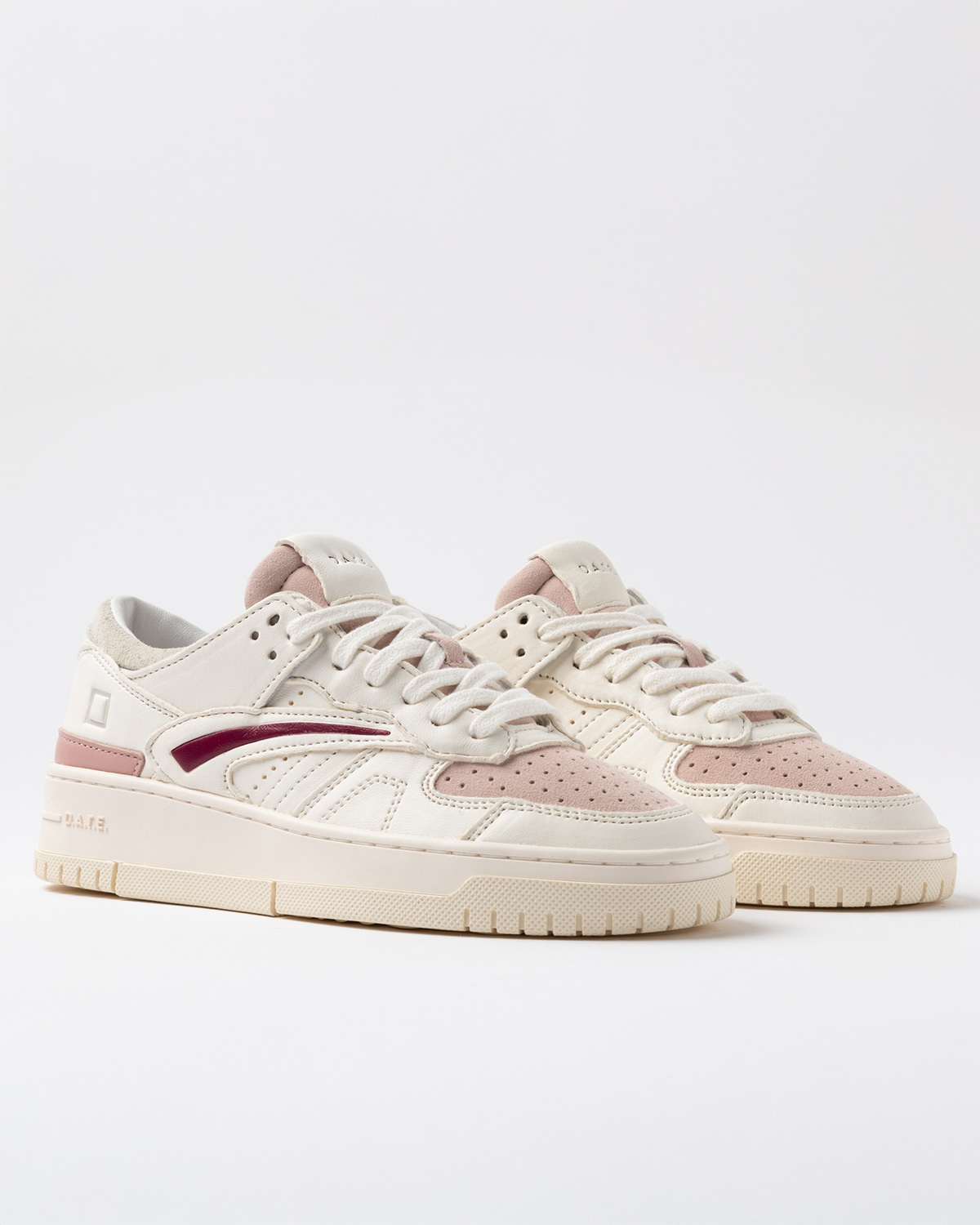 D.A.T.E.: TORNEO SOFT WHITE-BORDEAUX